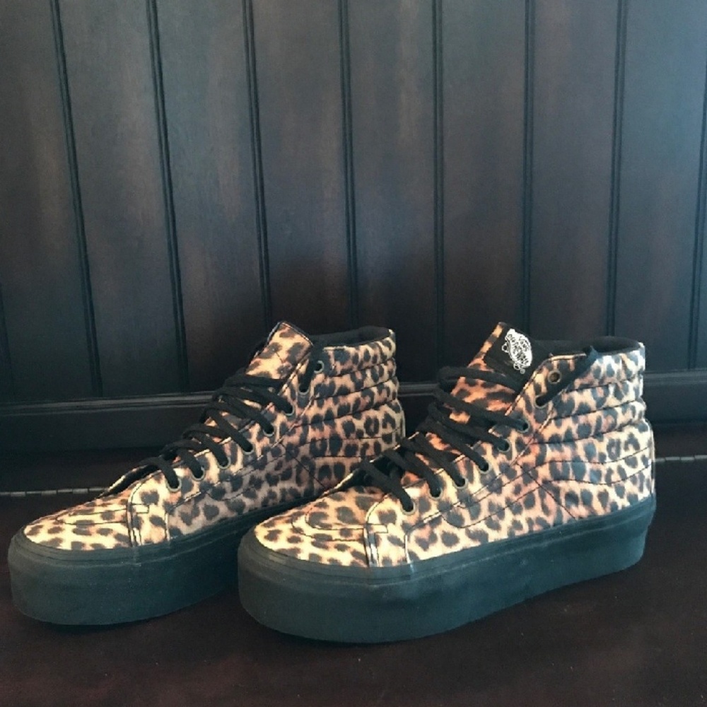 SEARCHING 4 Cheetah Print Platform Vans Size 8.5